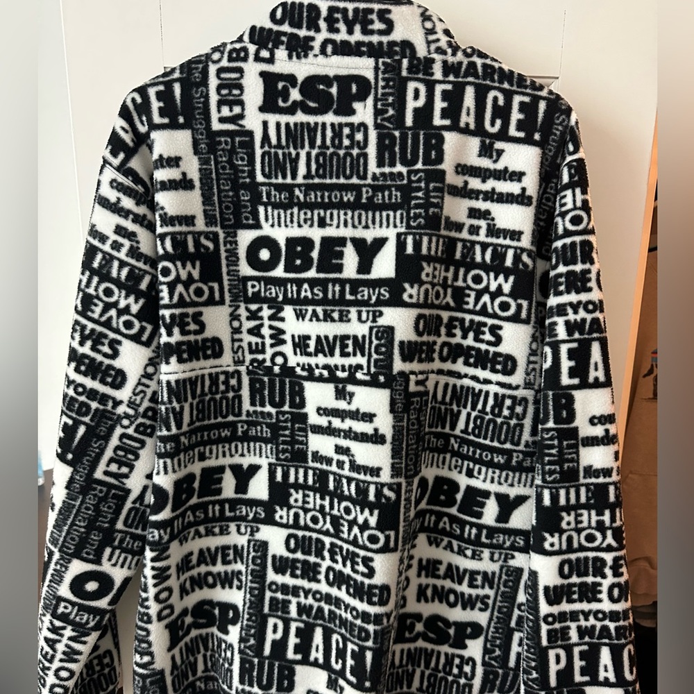 Obey quarterzip